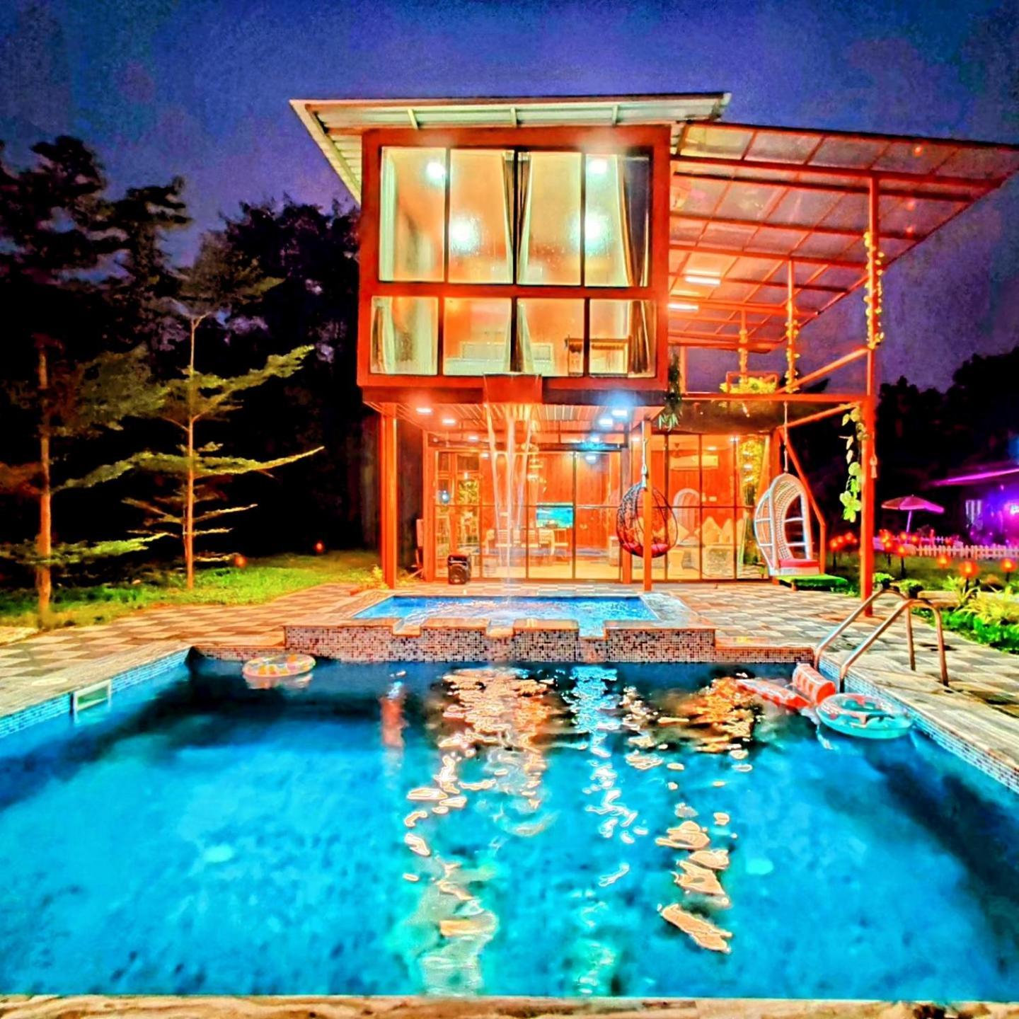 Crystal Springs Villa - A Picture-Perfect Retreat W Pool, Hammock, Gazebo Karjat Exterior photo