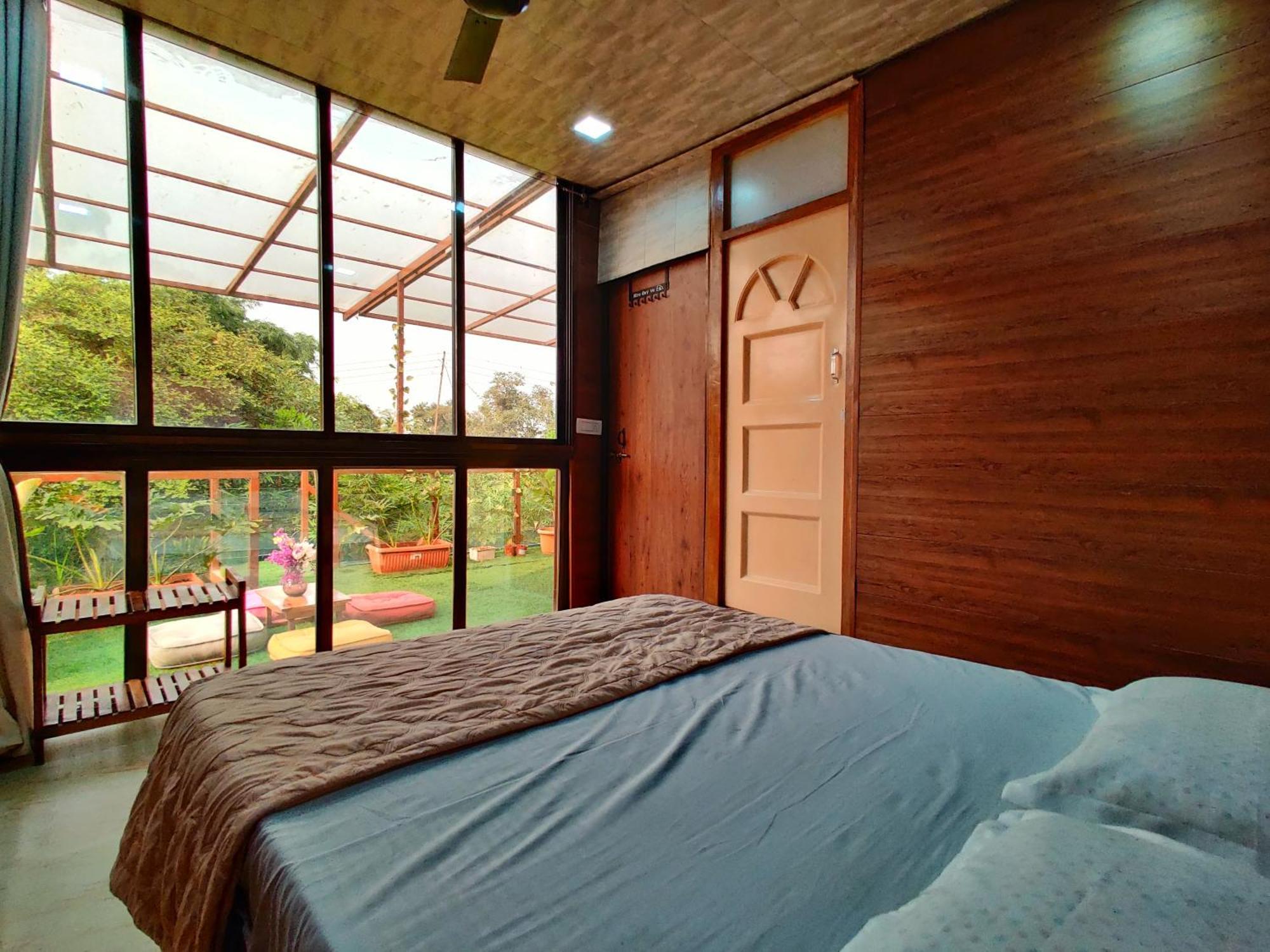 Crystal Springs Villa - A Picture-Perfect Retreat W Pool, Hammock, Gazebo Karjat Exterior photo