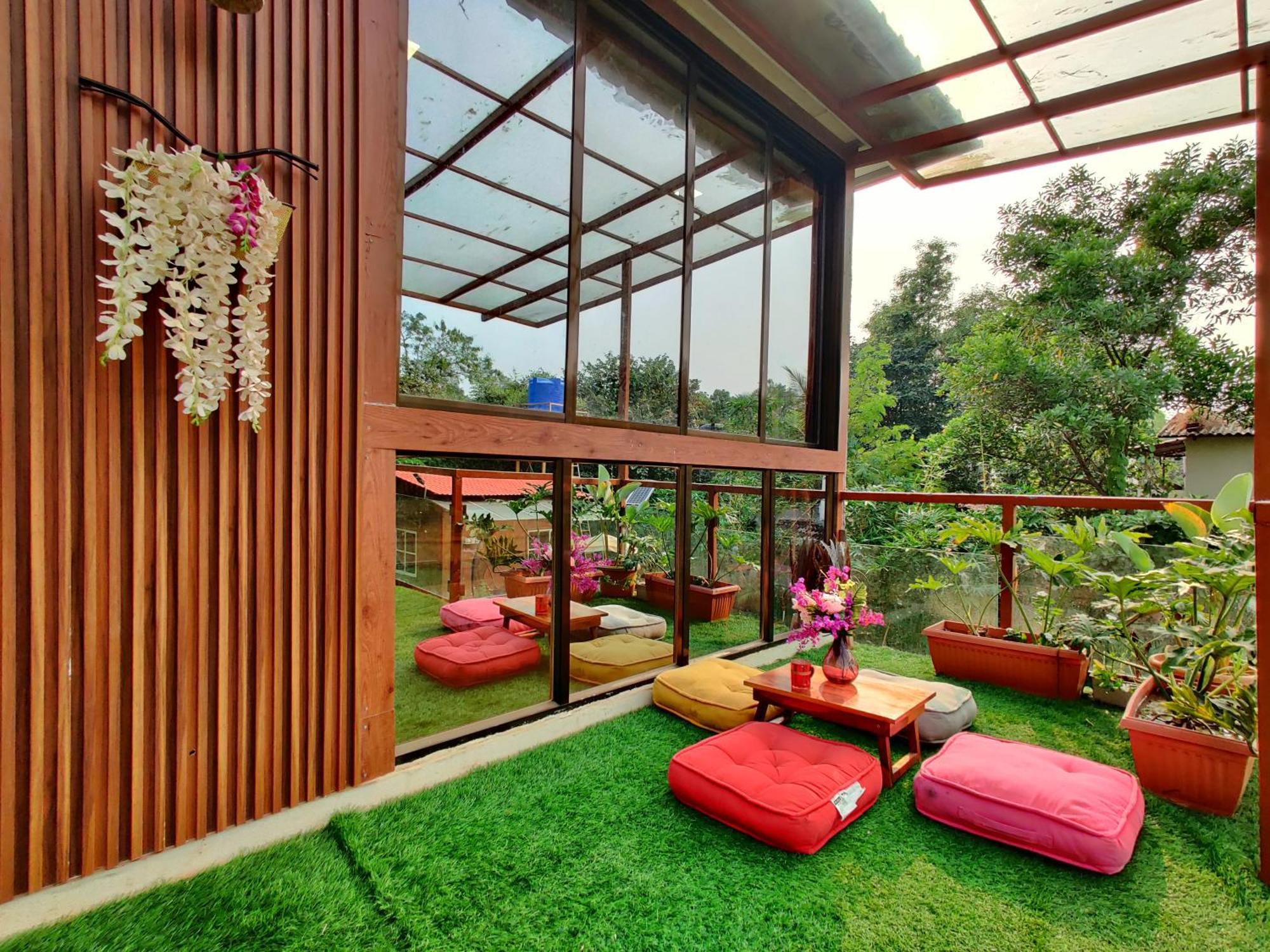 Crystal Springs Villa - A Picture-Perfect Retreat W Pool, Hammock, Gazebo Karjat Exterior photo